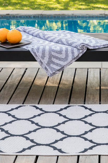 LATTICE WHITE WITH GREY