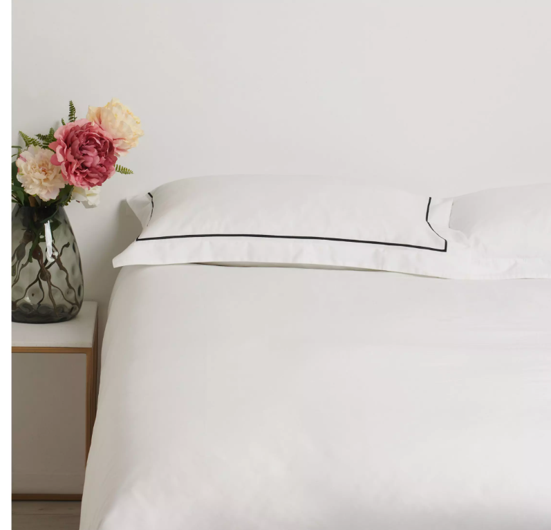Hospitality 100% POLYCotton 200TC Single